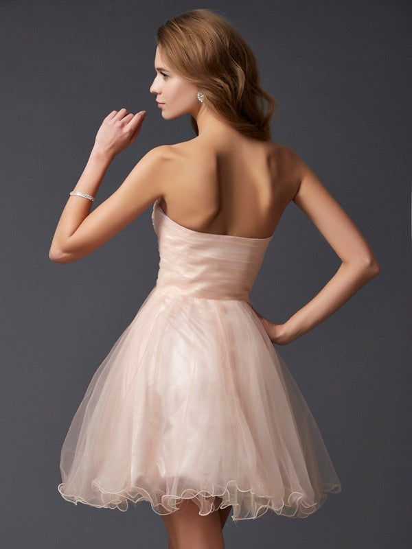 Wholesale A-Line/Princess Sweetheart Sleeveless Short Silk like Satin Homecoming Dresses